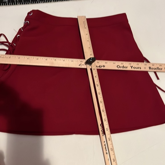 Abercrombie Mini Skirt - Picture 3 of 11